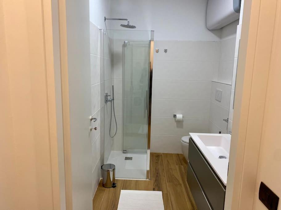 Casa Motti, Accogliente Appartamento Ristrutturato In Repubblica Milan Bagian luar foto