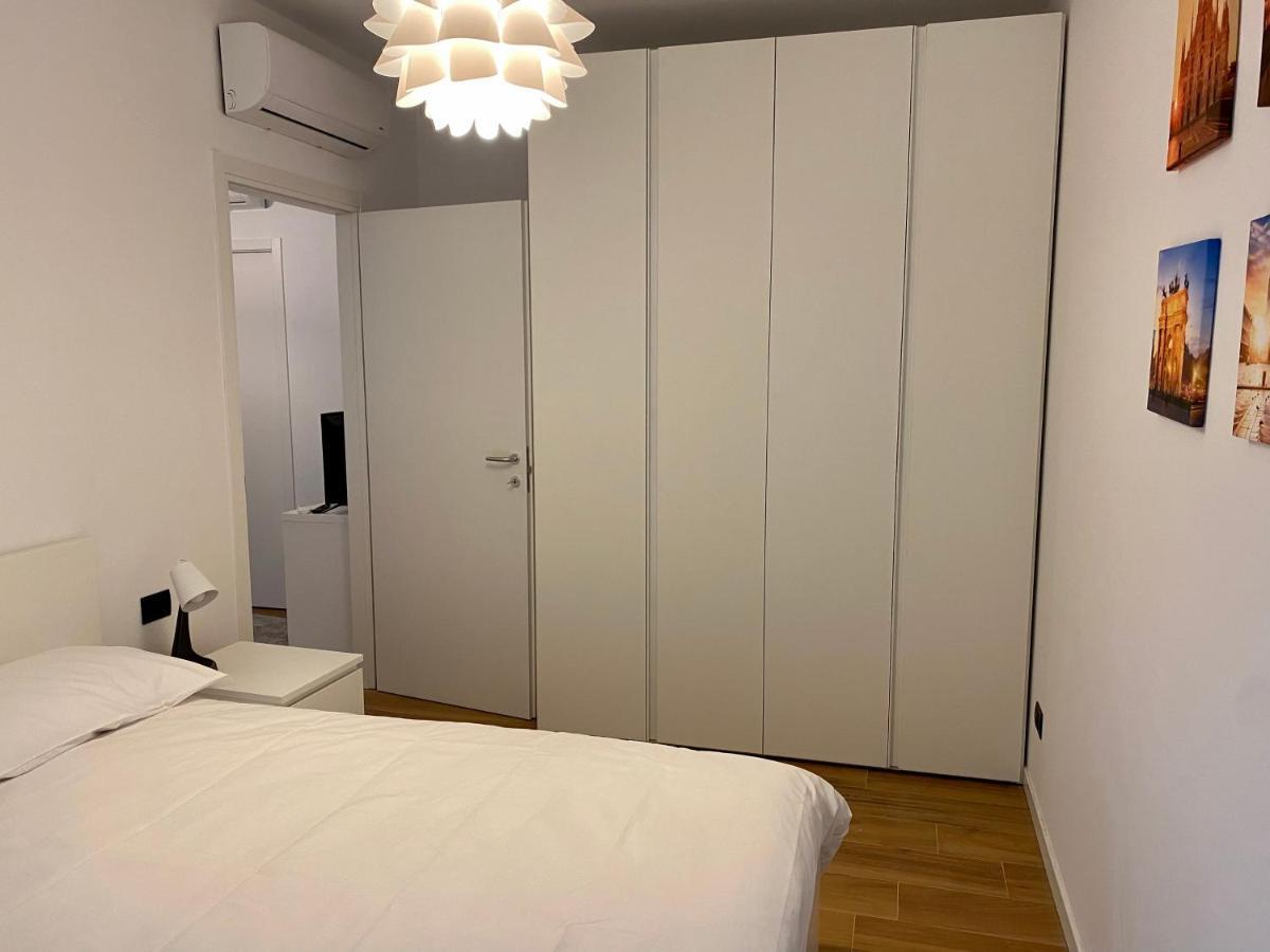 Casa Motti, Accogliente Appartamento Ristrutturato In Repubblica Milan Bagian luar foto